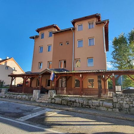 Villa Dijana Gračac Exteriér fotografie